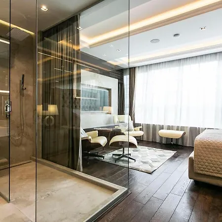 A True Touch Of Luxury Apartment *