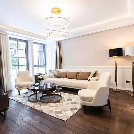 Apartment A True Touch Of Luxury Belgrade